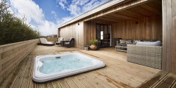 Спа бассейн Jacuzzi LODGE+ M Hydro Built In