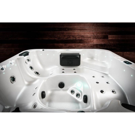 Спа бассейн Vortex Spas Xenon